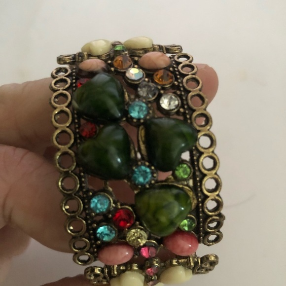 Colorful boho style rhinestones and colourful stones embedded in a gold metal. - Picture 4 of 12